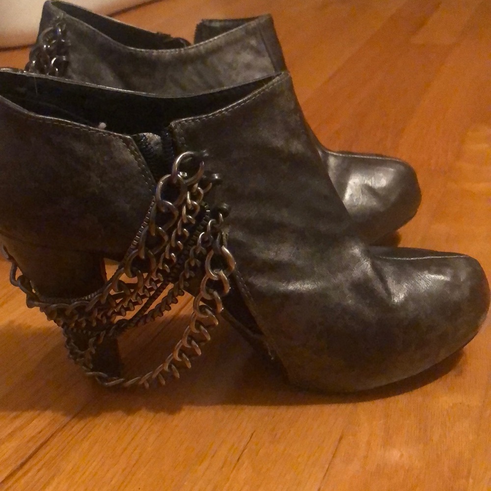 Buckle Ankle boots